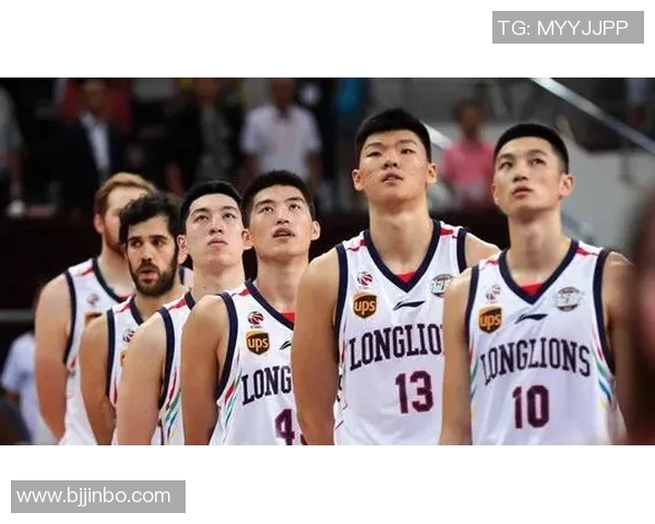 王哲林领衔中国男篮新征程展现实力与决心的光辉时刻