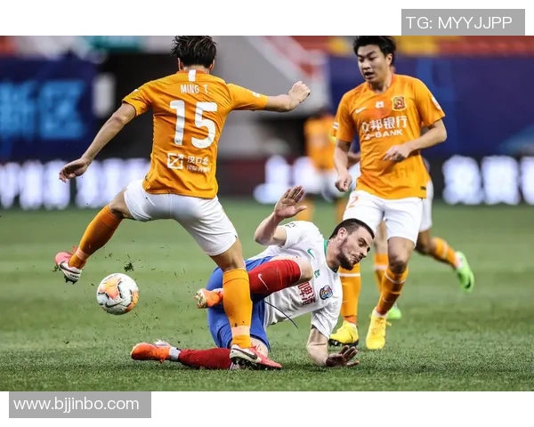 卓尔与青岛黄海激战正酣谁能在这场较量中笑到最后