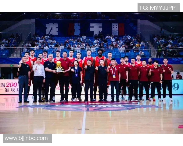 安徽文一队迎战劲敌全力争胜展现球队实力与团结精神